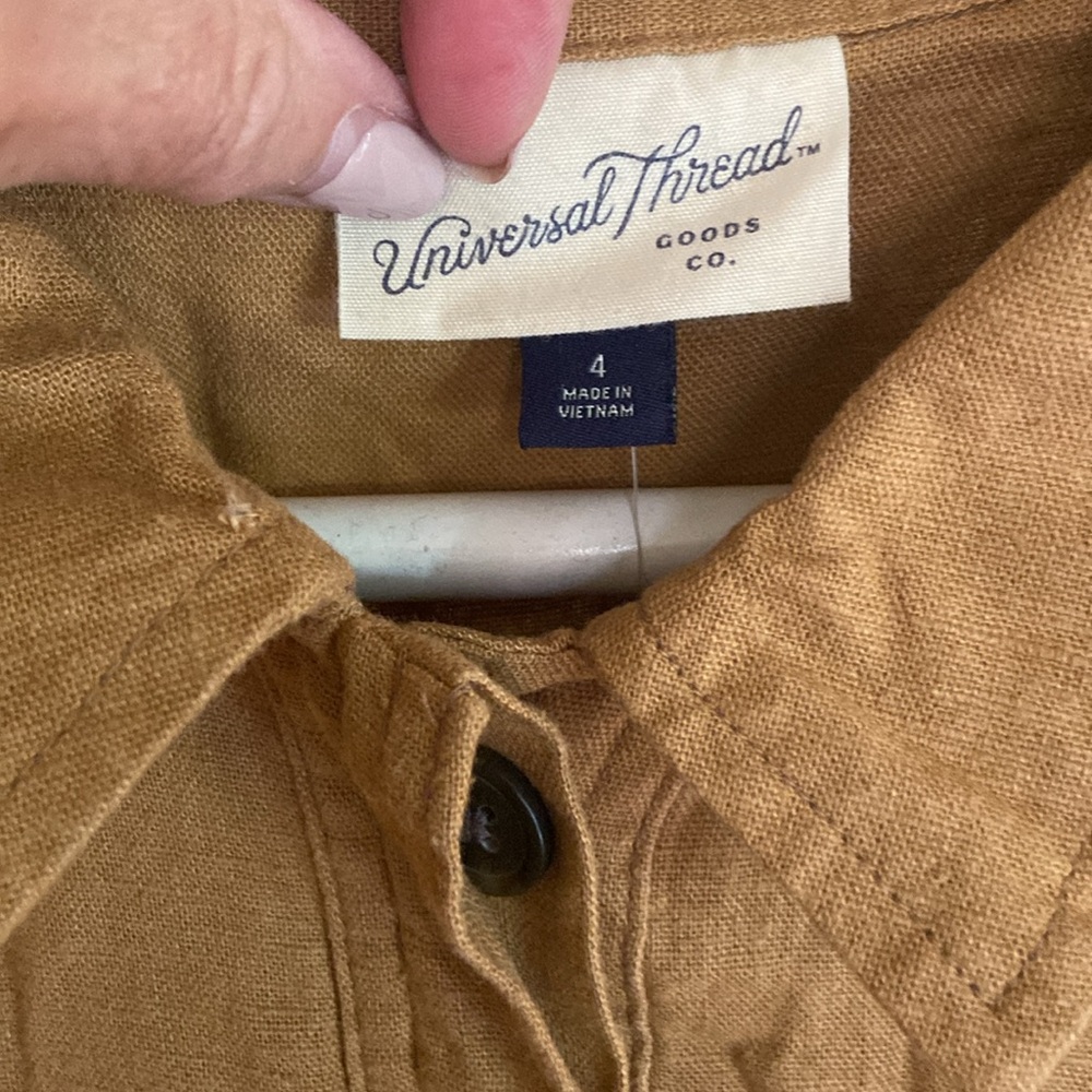 Universal Thread Brown Button-Up Top - Picture 2 of 6